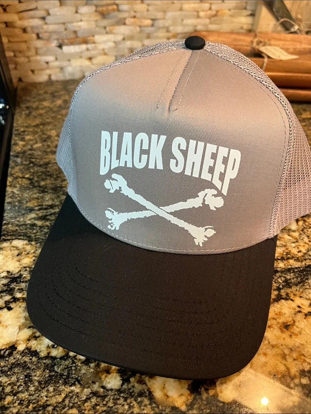 New Black Sheep Gray and Black Baseball Hat - Picture 2 of 3